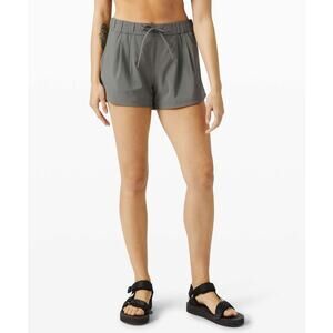 Lululemon Lululemon Stroll at Sundown Short 3" Grey Sage Athletic Shorts Sz 10